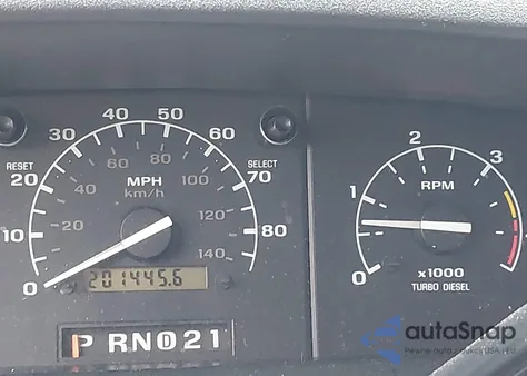 1997 Ford F-350 Xl z USA, uszkodzony, nr VIN 1FTJW36F2VEA92478